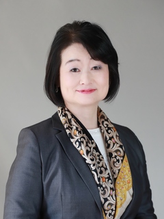 天藤睦子女士