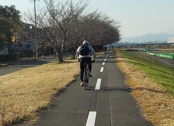 Photo: Bicycle Traffic on the Left Side