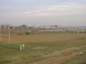 Photo: Tamagawa Riverside Park Multipurpose Square