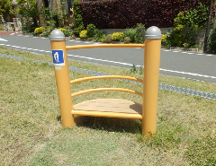 Photo: Mogura-san Park Front Stretching Platform