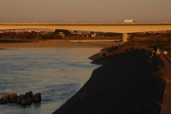 Image Evening view of Tama River (looking towards Inagi Ohashi Bridge)