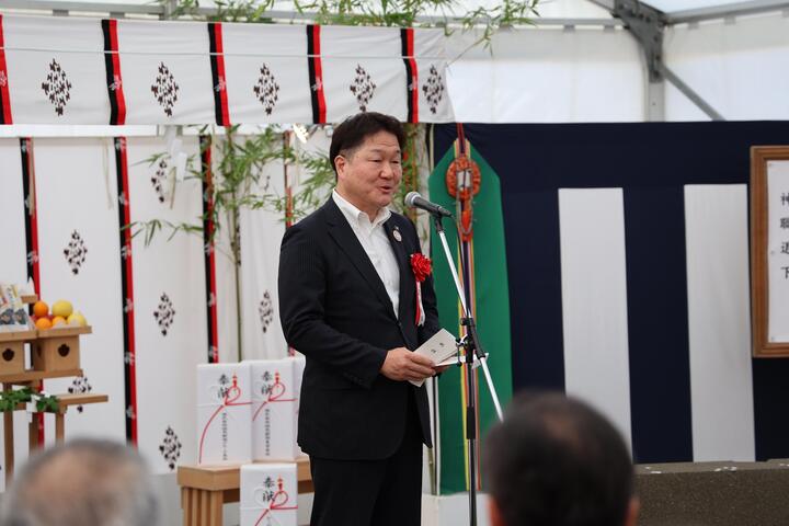 Image Mayor Takahashi's speech at the groundbreaking ceremony
