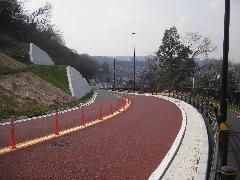 Image Keio Yomiuriland Station South District