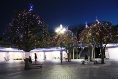 Foto: Iluminación de la Plaza de la Asociación de Comerciantes de Hirao Danchi