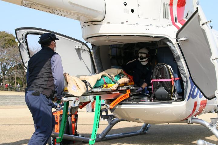 Foto: situación de traslado de pacientes