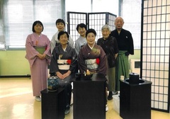 Imagen Foto de grupo en la ceremonia del té.