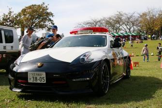 Exhibición del coche de policía de la foto