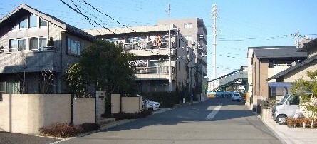 Foto: Estação Minami-Tama e áreas ao redor