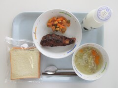 Image Almoço escolar no dia 27 de junho