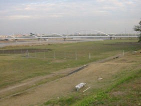 Foto do campo de softball Tamagawa Ryokuchi Park